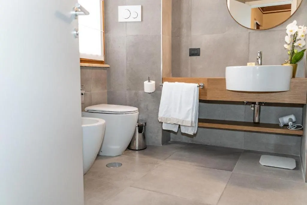Castel Sant Angelo Luxury Rooms And Tour Rome Apartment